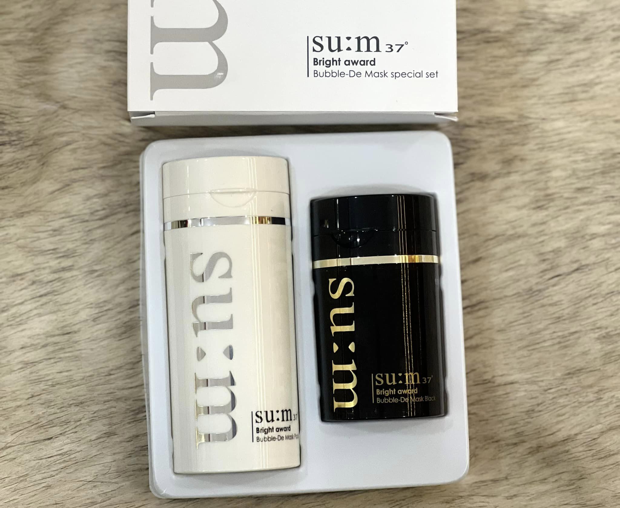 Mặt Nạ Sủi Bọt Thải Độc Sum37 Bright Award Bubble De Mask 1