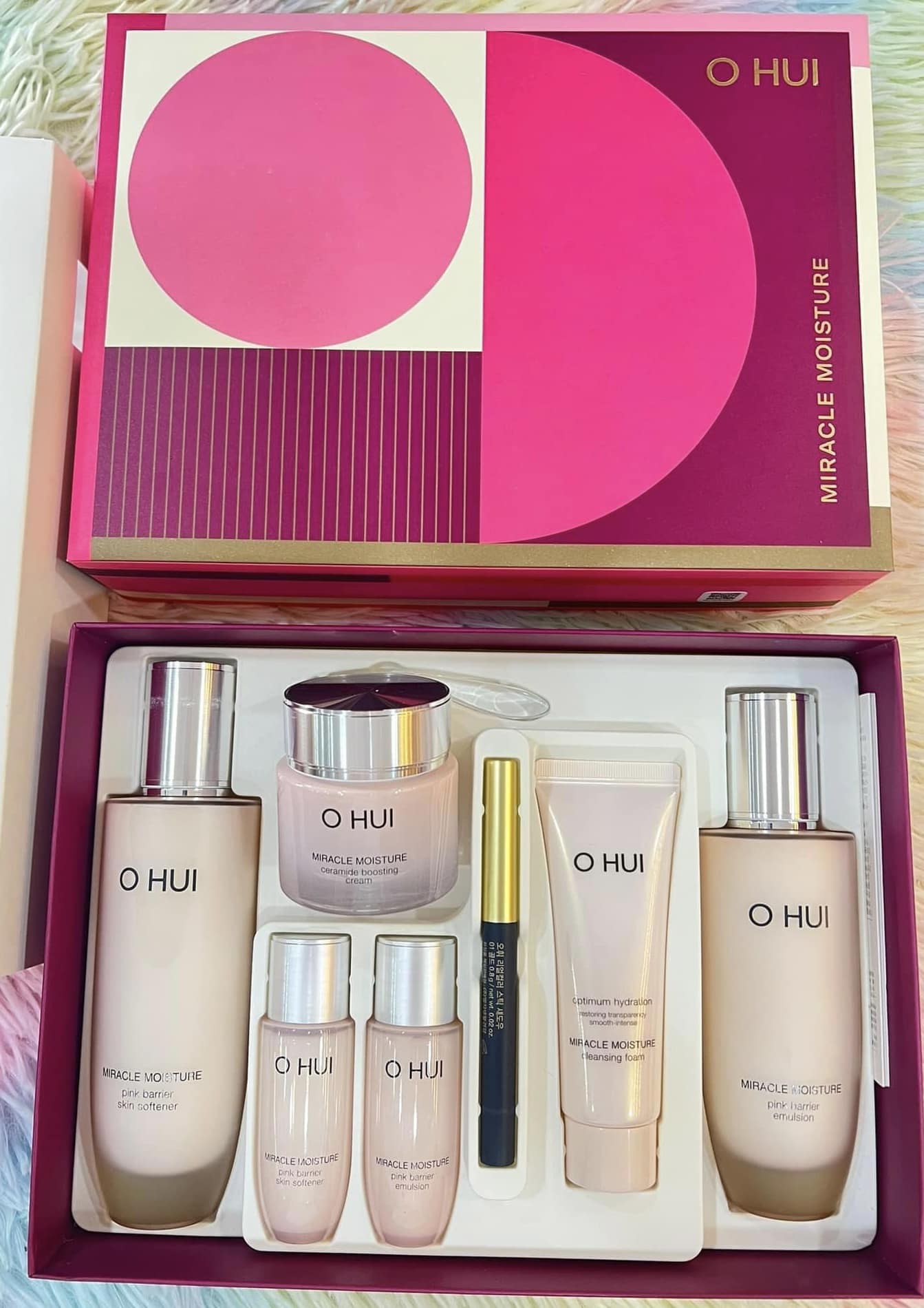 Set Dưỡng Da Trắng Hồng Ohui Hồng Ohui Miracle Moisture Special Set 1