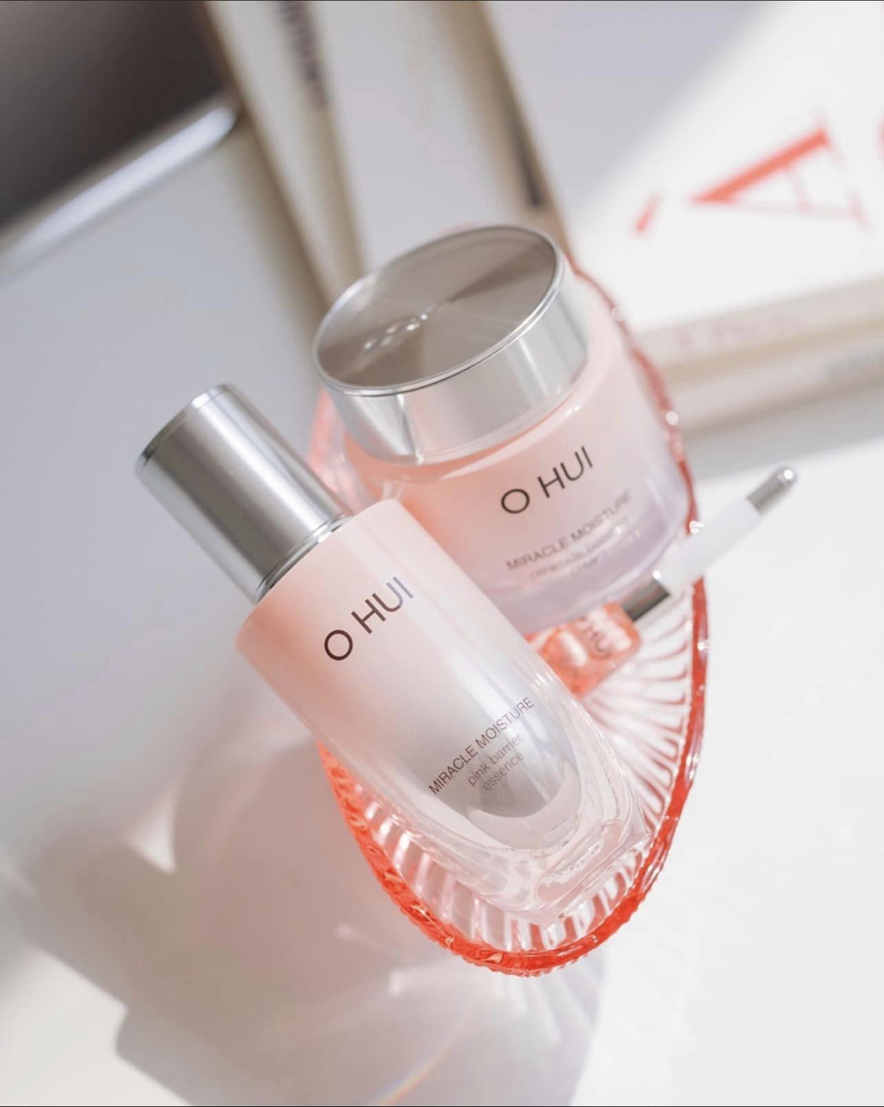 Set Dưỡng Da Trắng Hồng Ohui Hồng Ohui Miracle Moisture Special Set 2