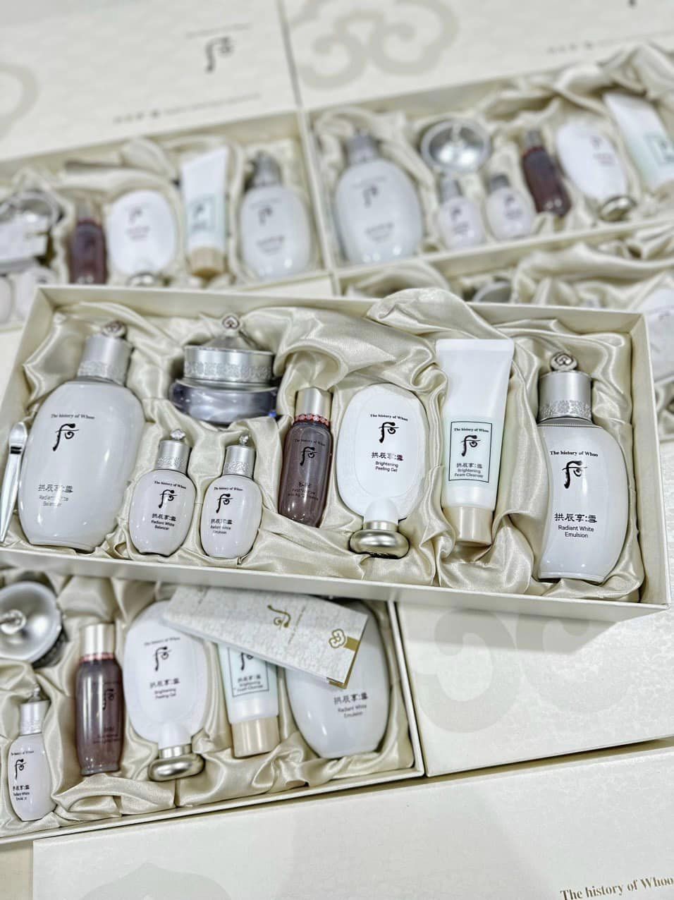 Set Dưỡng Trắng Da Trị Nám WHOO Radiant Whitening Special Mẫu Mới Nhất 2