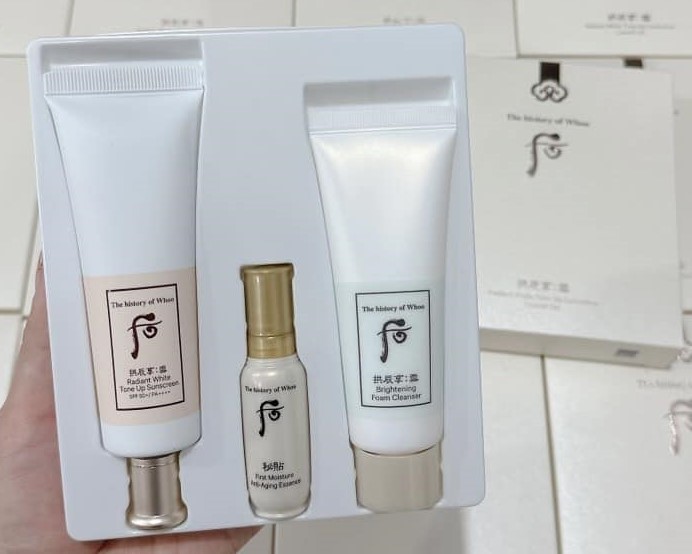 Set Kem Chống Nắng Nâng Tone Da WHOO Seol Radiant White Tone Up Sunscreen SPF50 PA 2