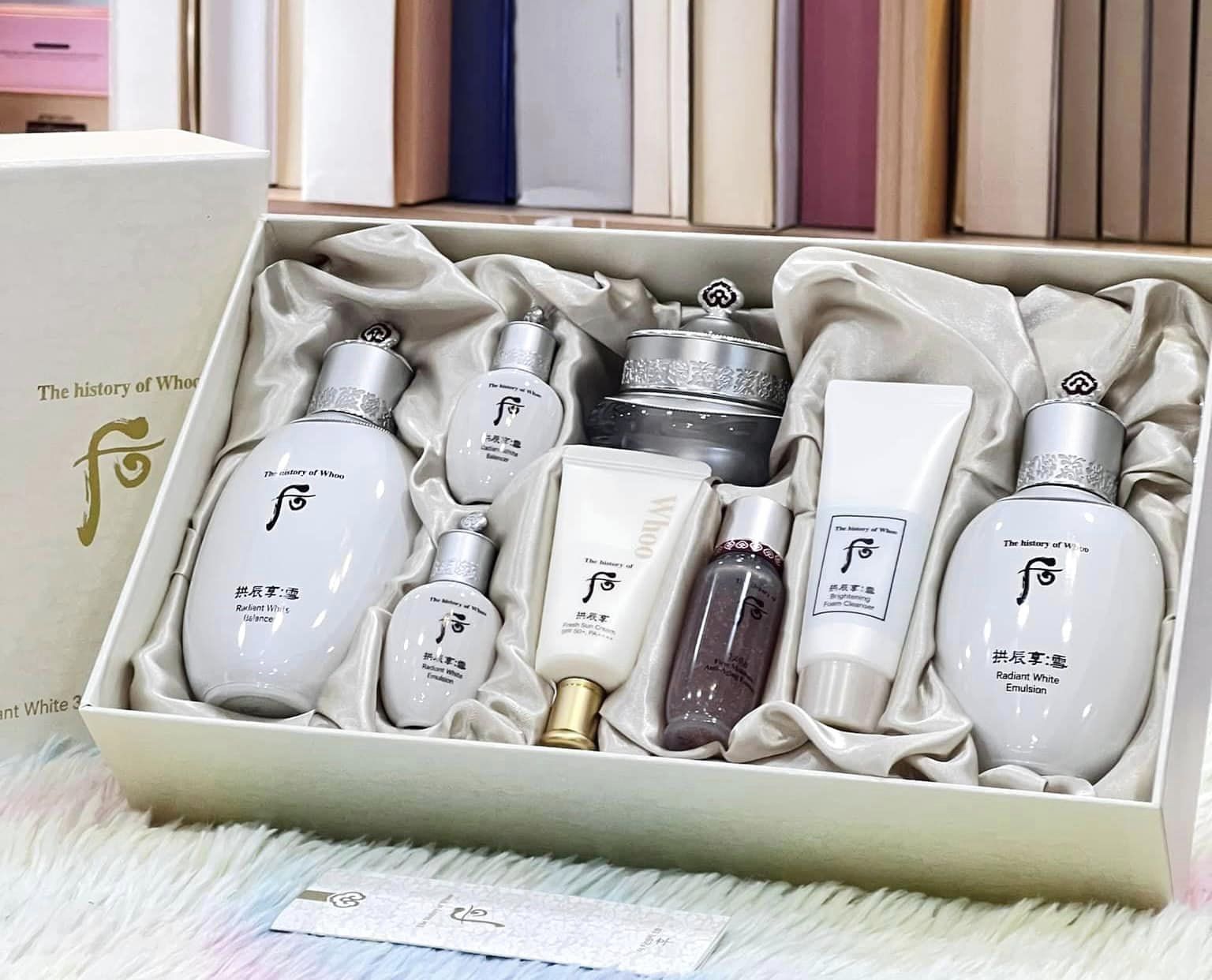 Set Whoo Trắng Dưỡng Trắng Da Trị Thâm Nám WHOO Radiant Whitening Special 4