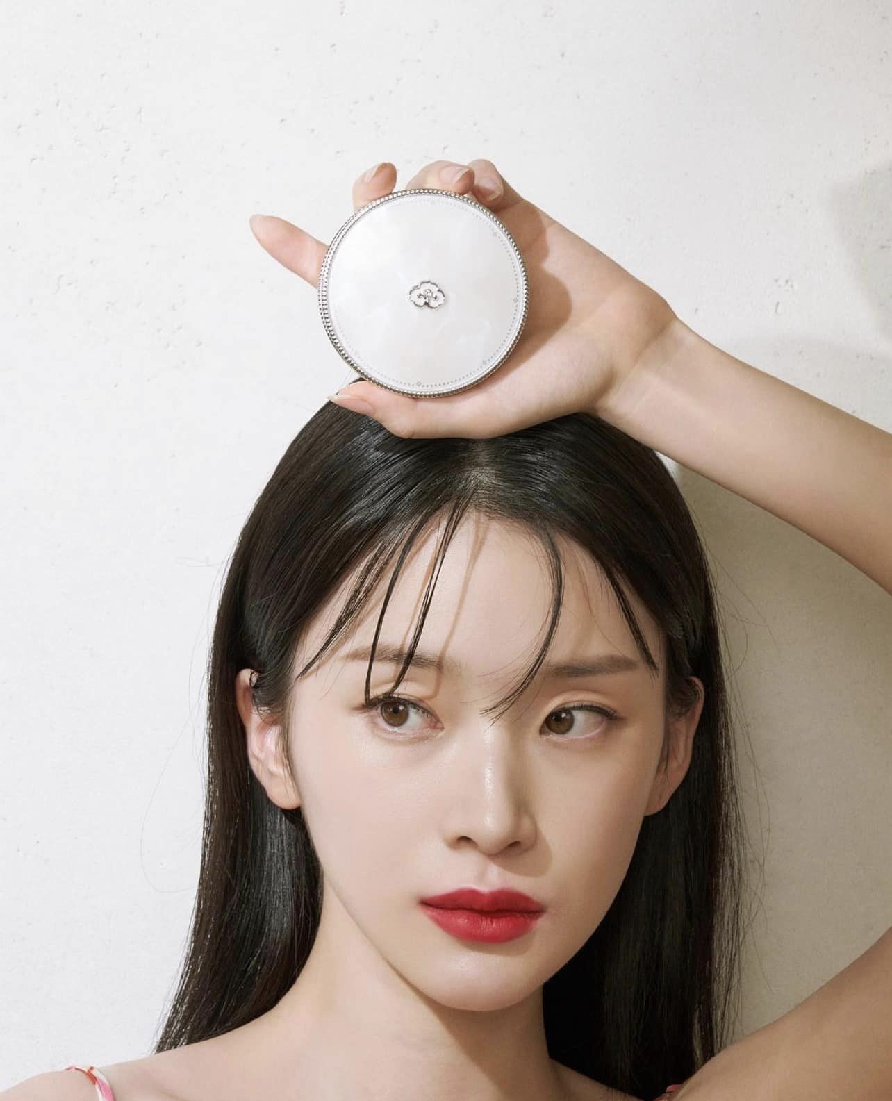 Set phấn nước Whoo Trắng Gongjinhyang Seol Radiant White Moisture Cushion Foundation 3