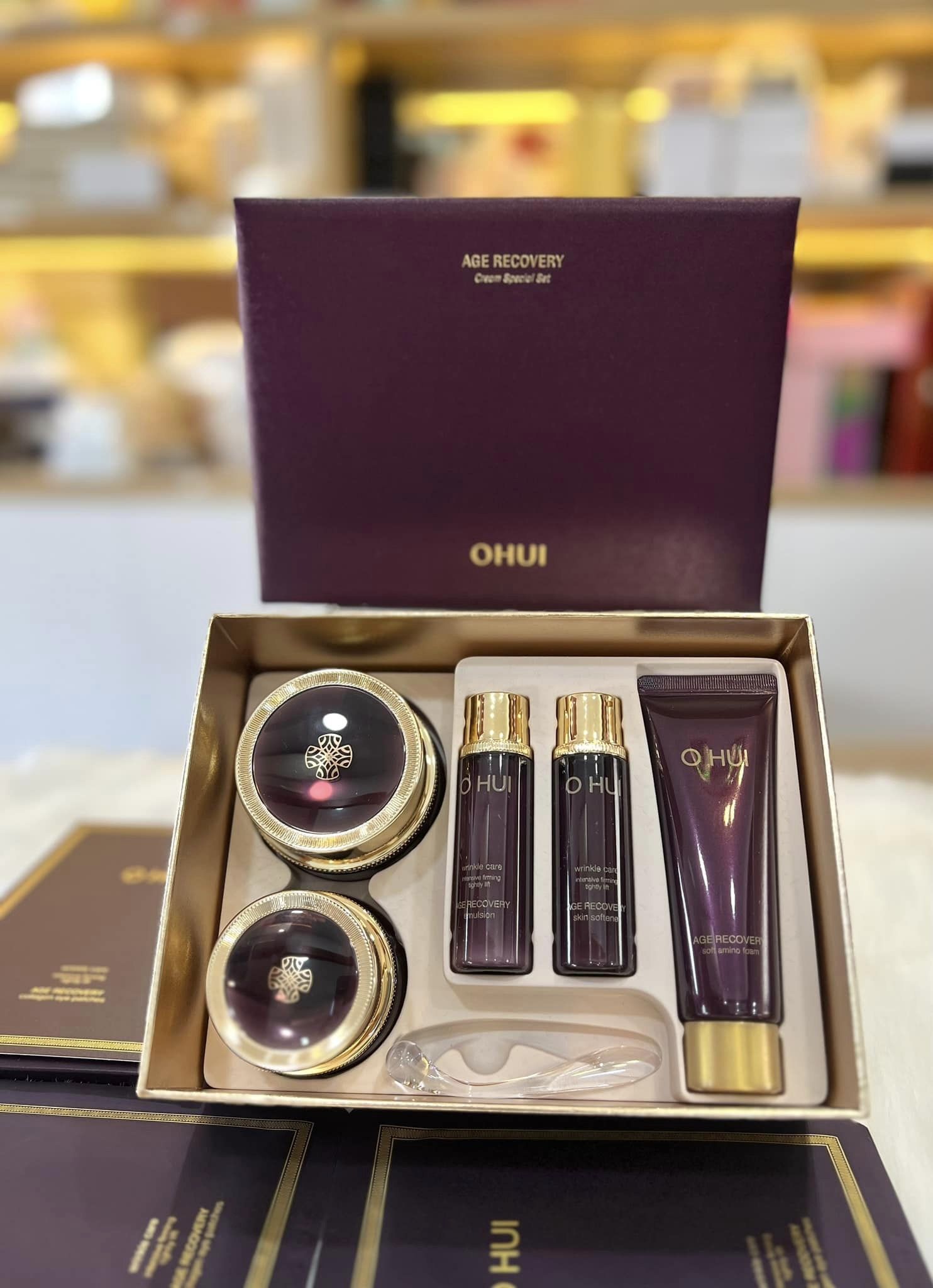 Set Kem Ohui Tím Chống Lão Hóa Ohui Age Recovery Cream Set 1
